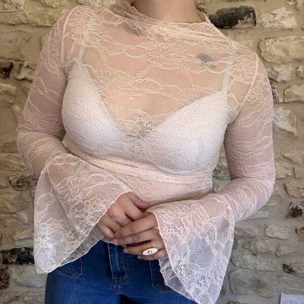 Top en dentelle rose