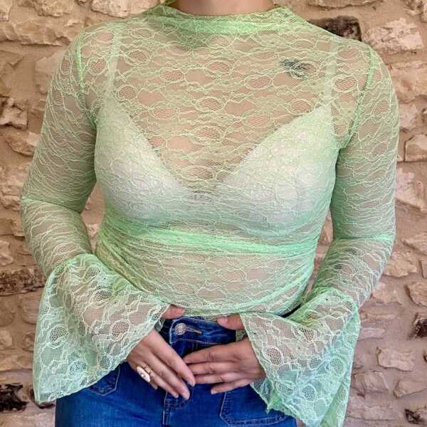 Top en dentelle vert acidulé