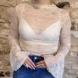 Top en dentelle beige