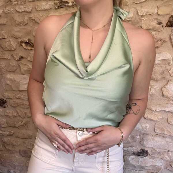 Top satiné dos nu vert d'eau
