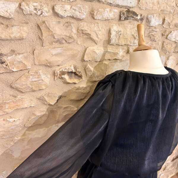 Robe courte noir irisée – Image 4